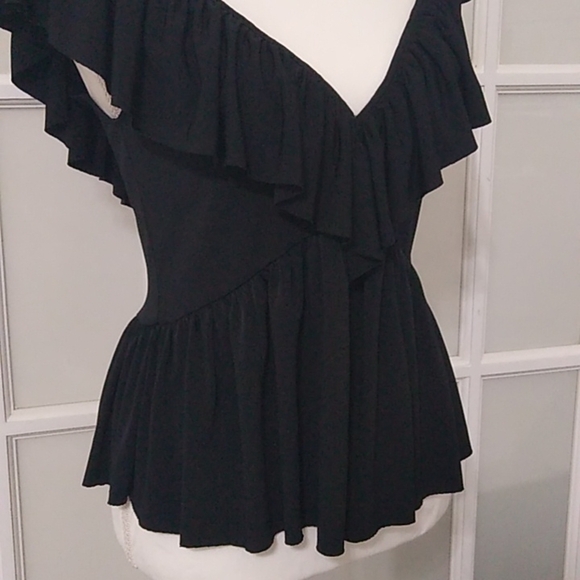 Zara Ruffled Deep V Neck Tank Top - Picture 8 of 14